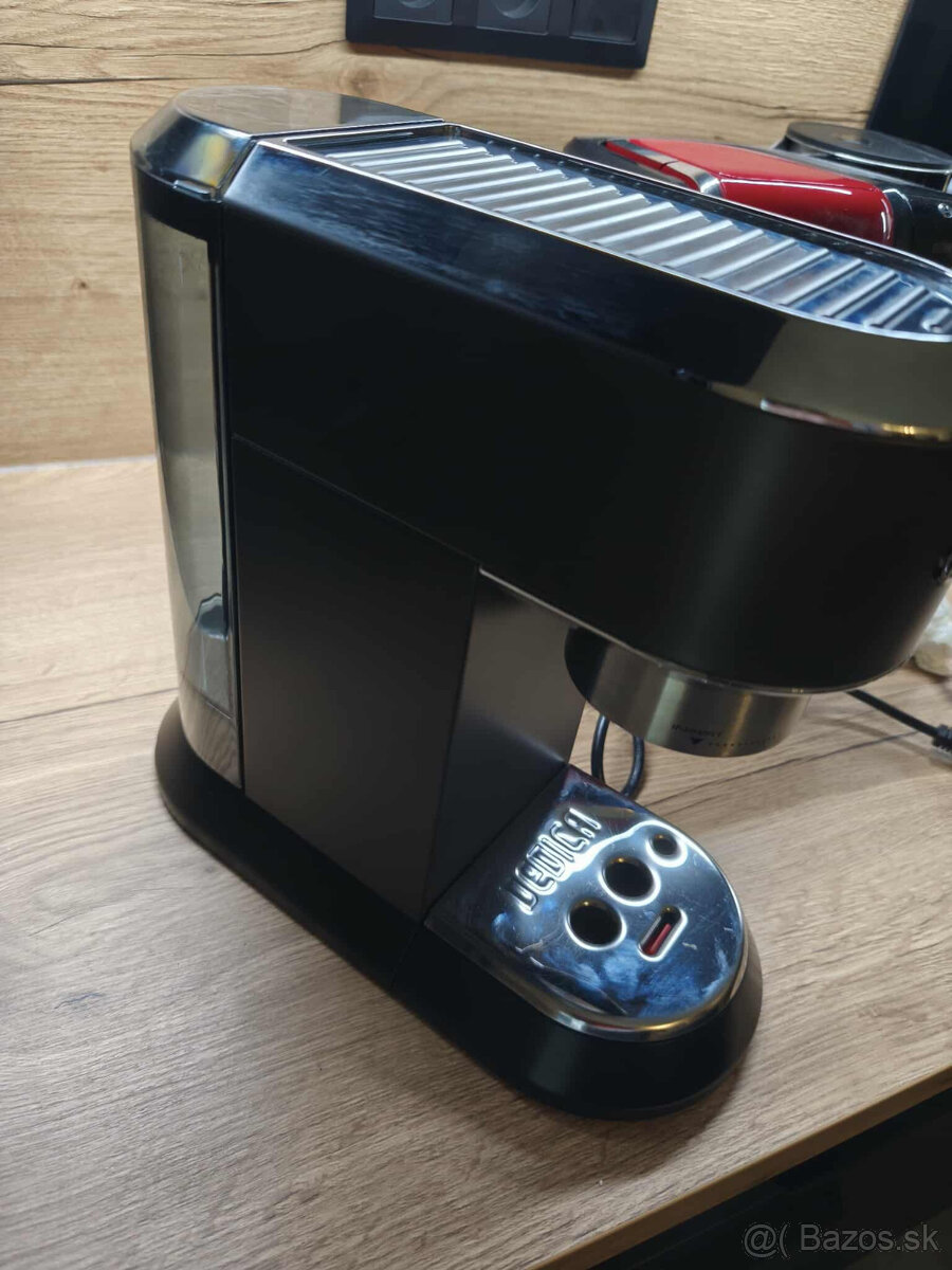 De'Longhi Dedica EC 685.BK - 4