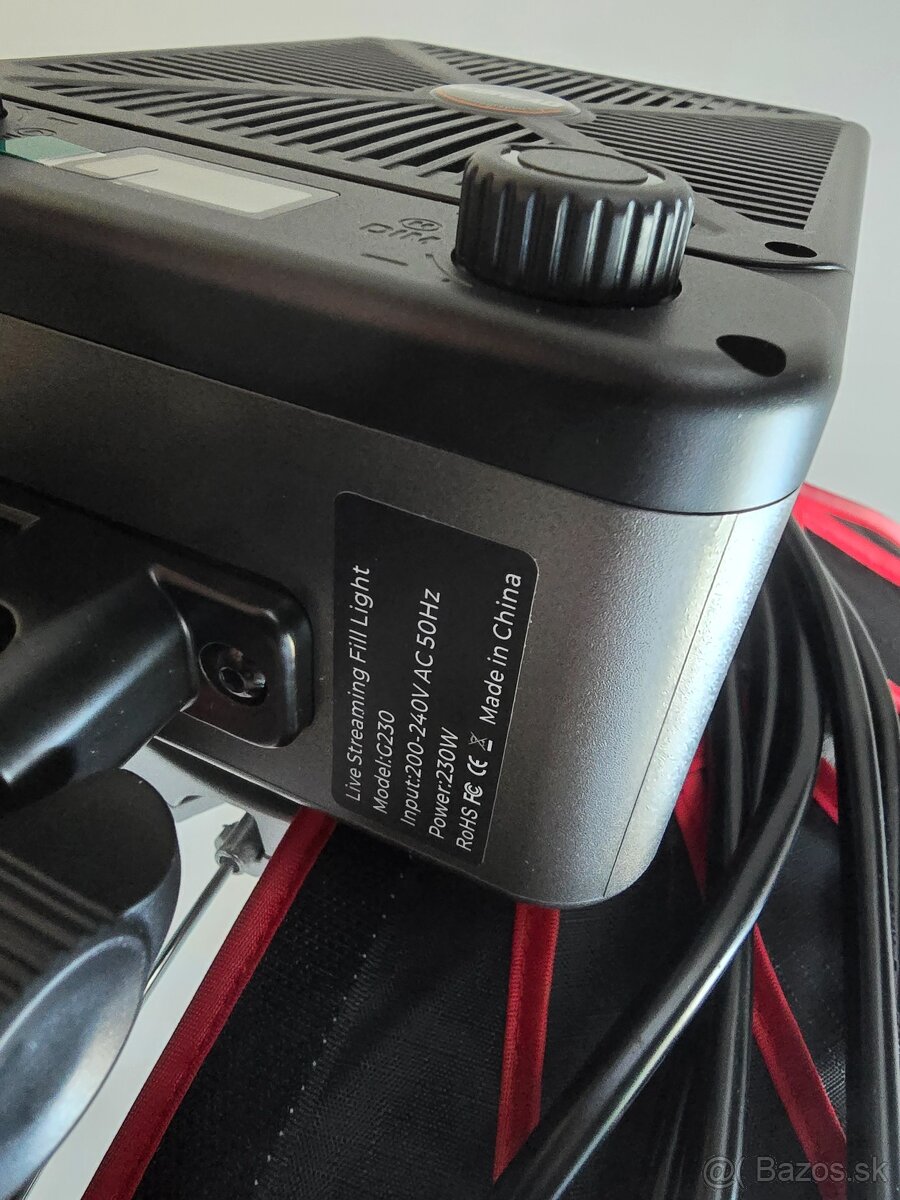 2x redhead DS230 LED COB + stativy + softboxy - 4