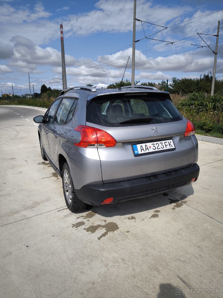 Peugeot 2008 - 4