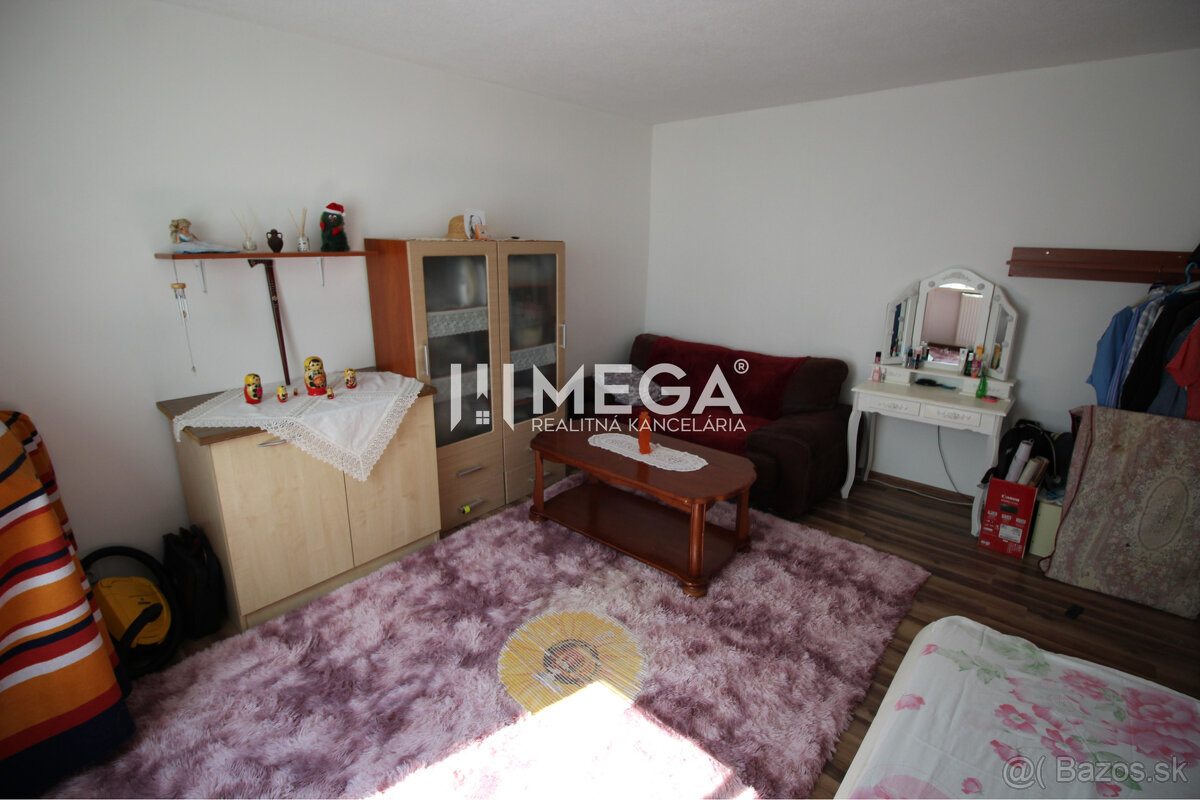 🏠 Na predaj: Zrekonštruovaný 3-izbový byt v centre Sniny - 4