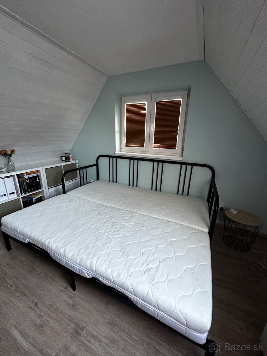 Posteľ - 4