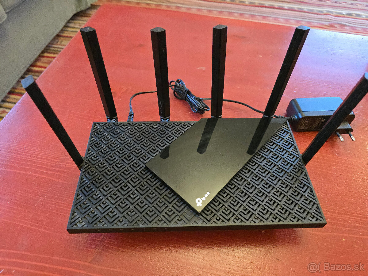 Predam router TP-Link AX72 - 4