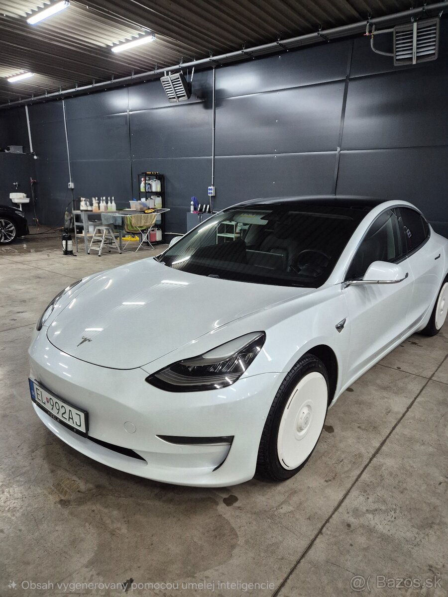 Tesla Model 3 Long Range - 4