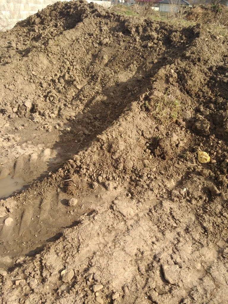 Ornica, zemina, hlina - 4