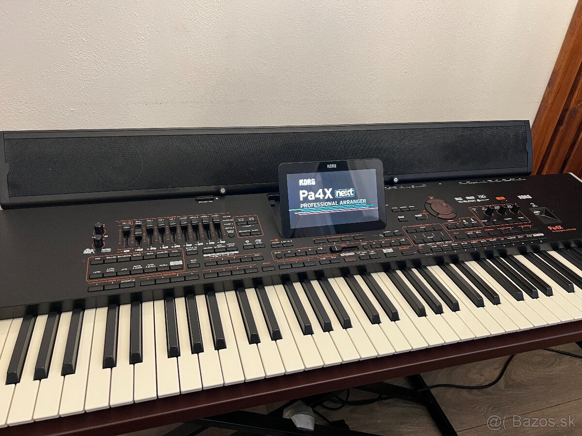 Korg Pa4x 76 - 4