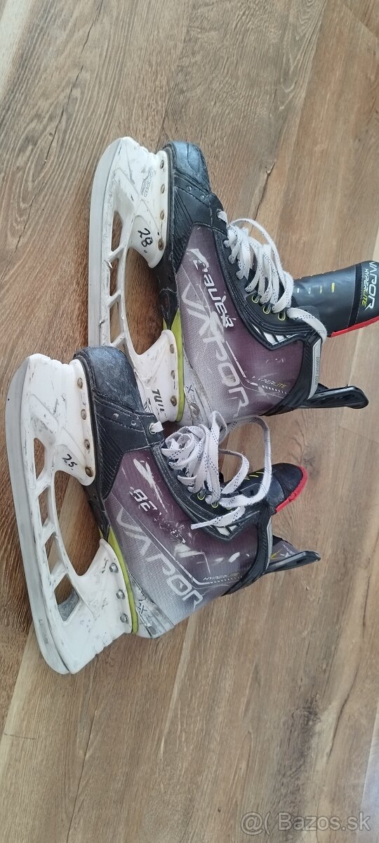 Profi korčule Bauer Hyperlite 2 - 4