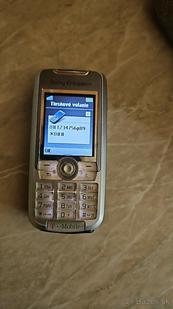 Sony Ericsson 700i - 4