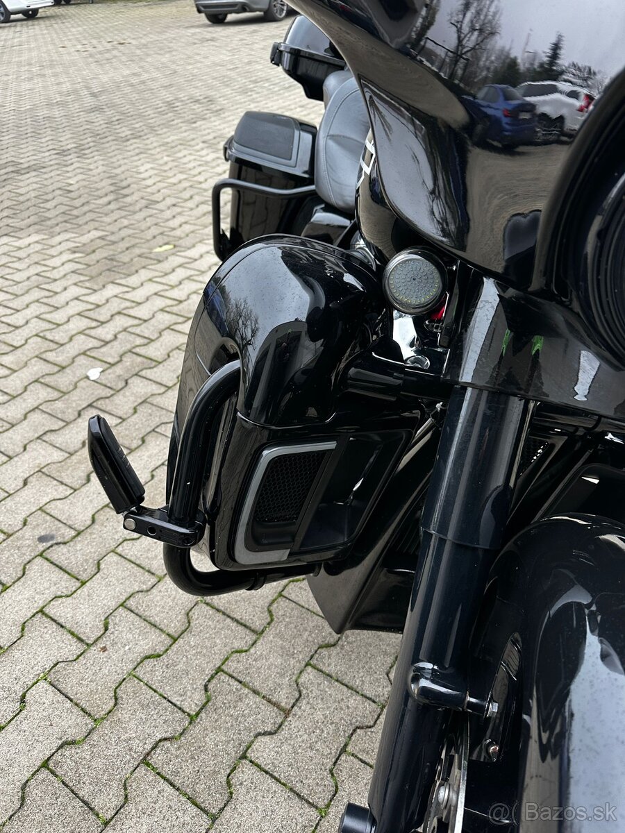 Harley-Davidson Street Glide Special 2018 - 4