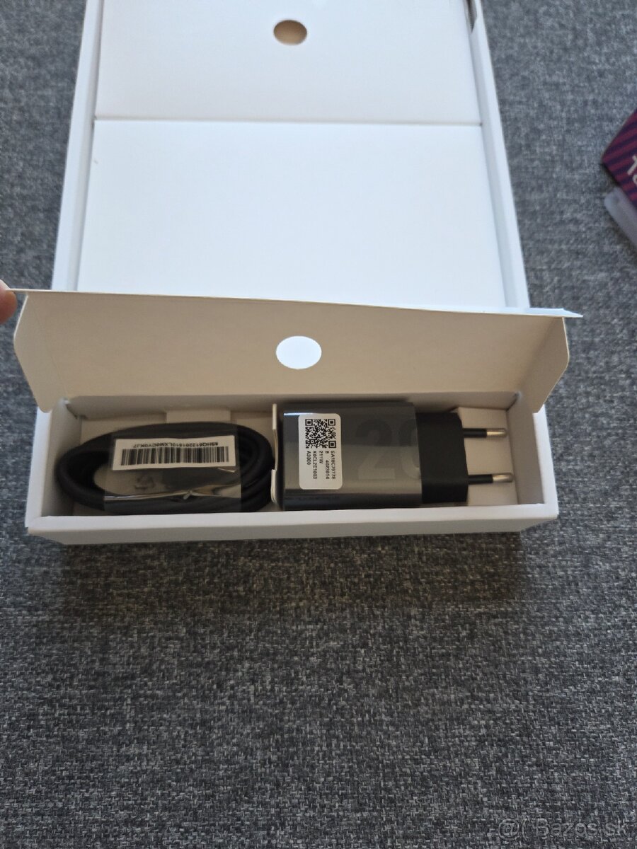 Tablet Lenovo Tab P11 4GB RAM, 128GB Pamat + 64GB karta - 4