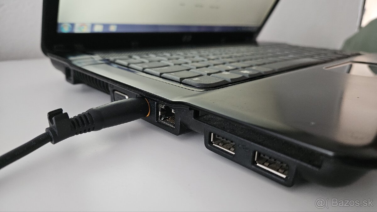 Notebook HP Compaq 6735s
- 4