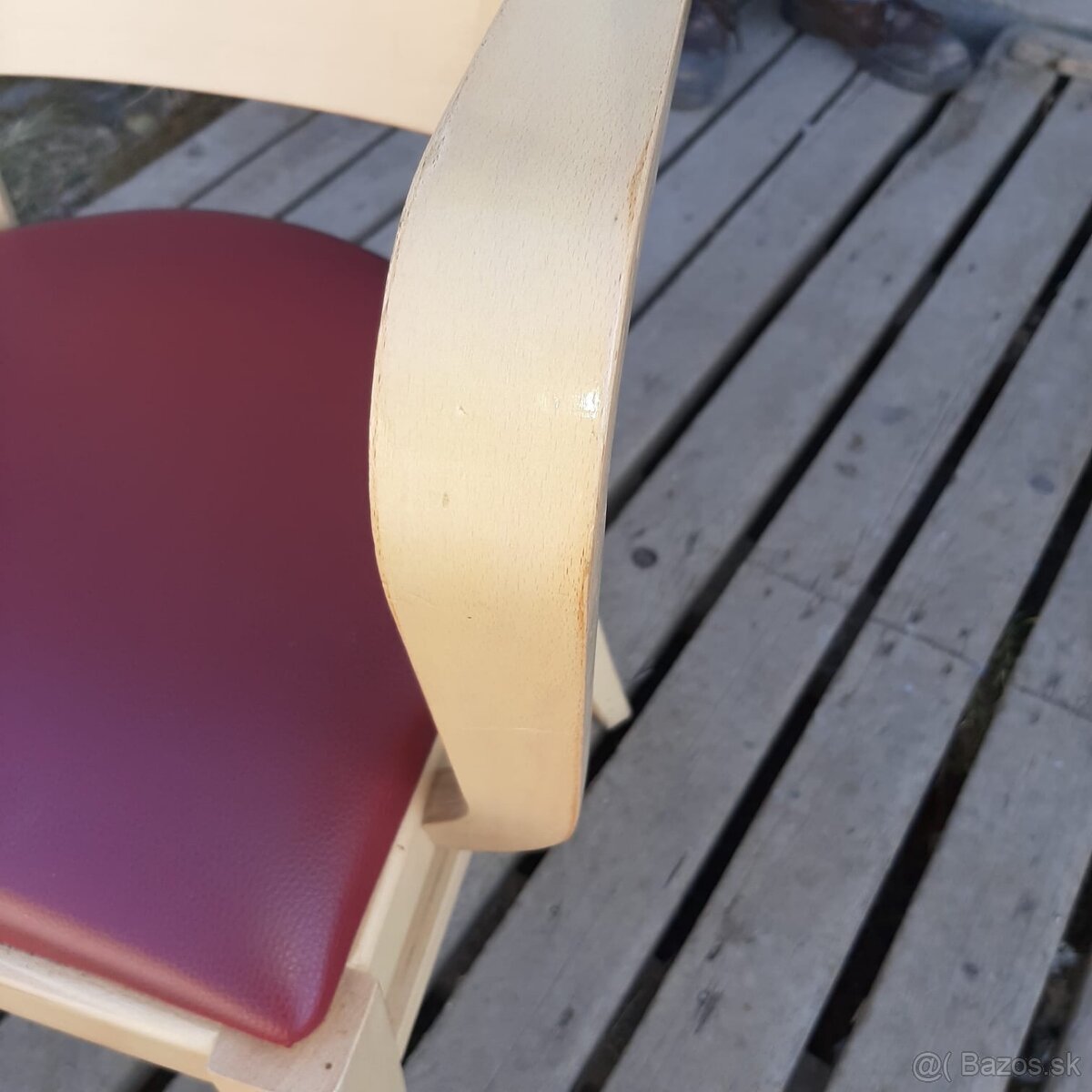 Predam stoly a stolicky z cukrarne - 4