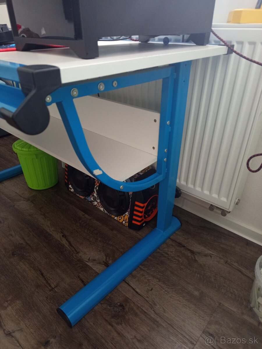Pc stôl - 4