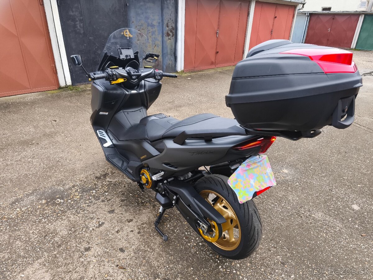 Yamaha tmax 560 - 4