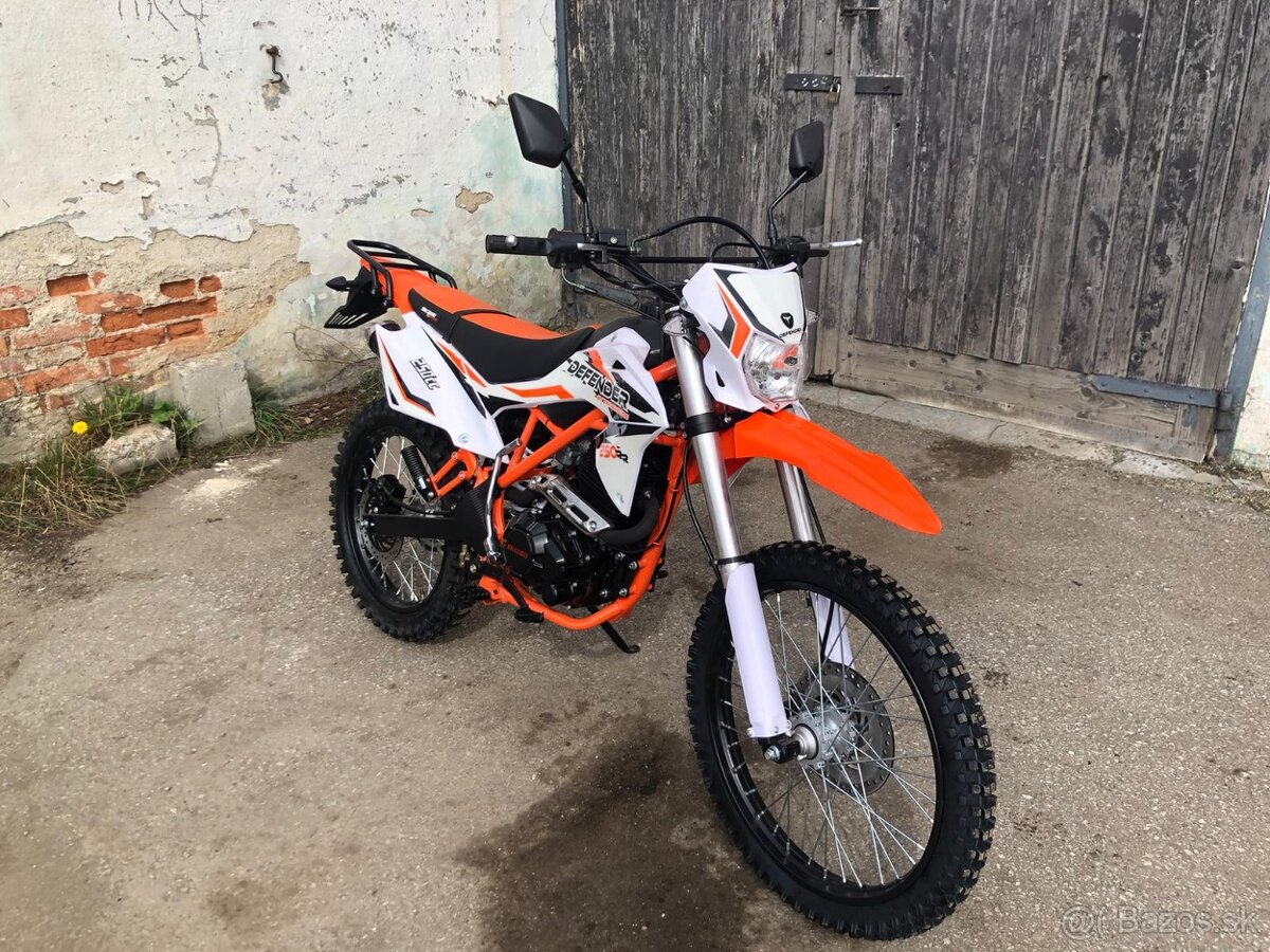Nove Cestné enduro DEFENDER 250 cm3 - kolesá 21/18 + Štartér