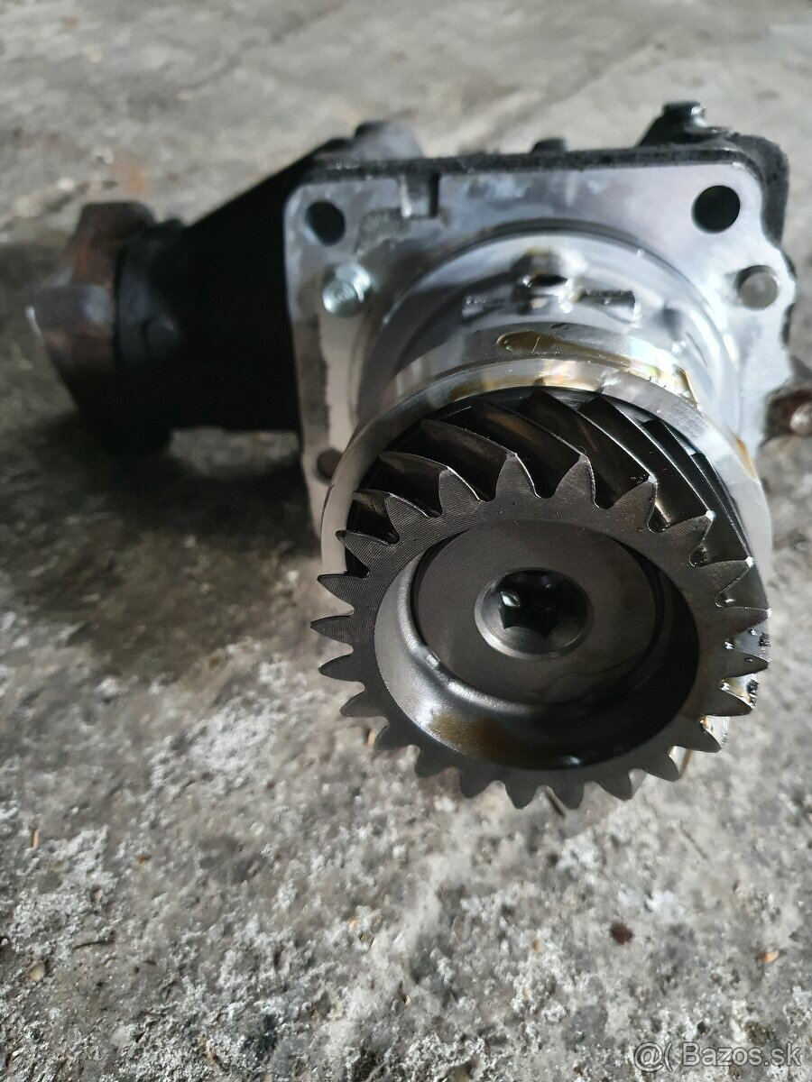 Predám diely z Honda CR-V 2,2 103kw tretia generácia 2007 - 4