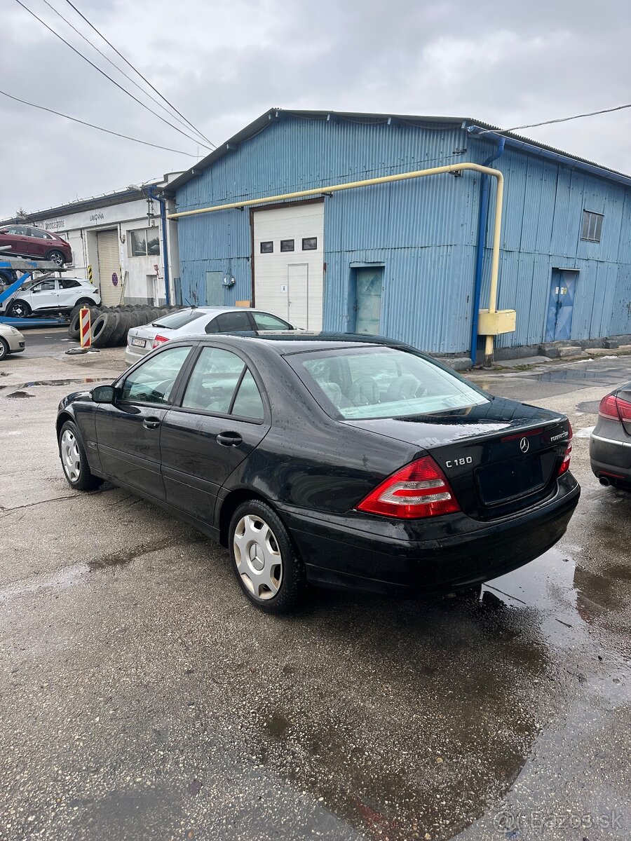 Mercedes Benz W203 Classic 180 kompresor - 4