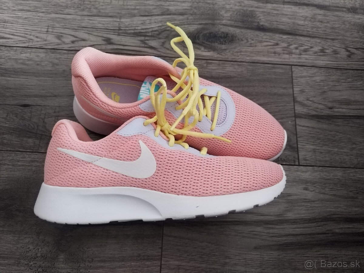 Nové tenisky zn. Nike veľ. 41 - 4