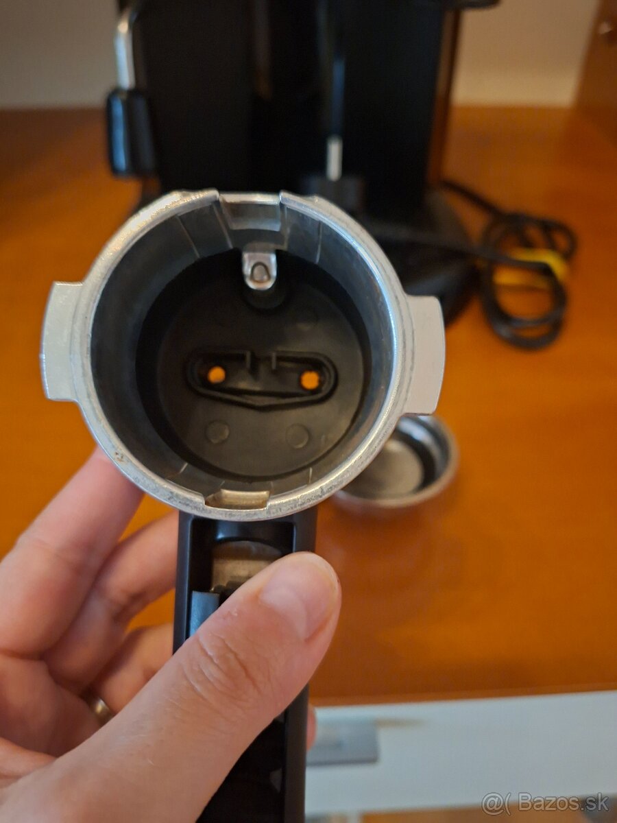 Pákový kávovar DeLonghi - 4