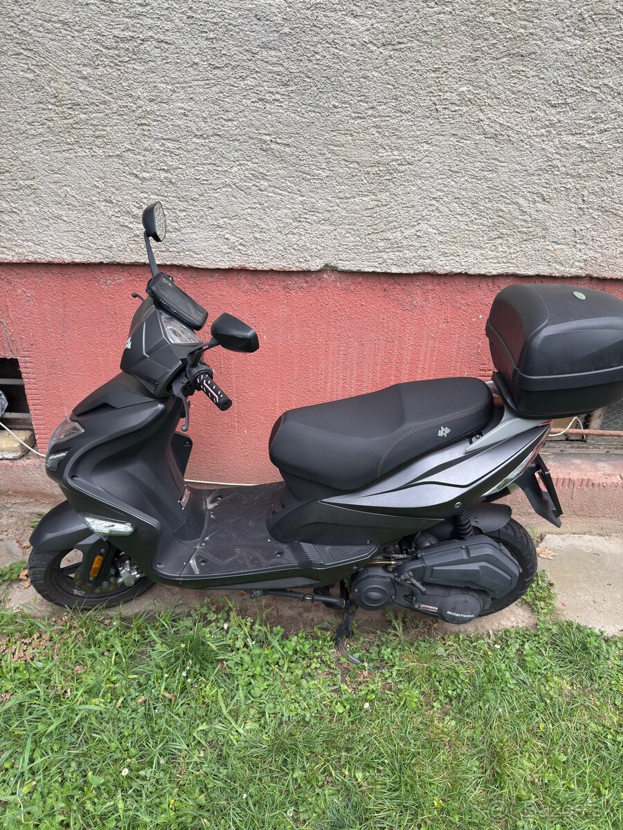Skúter 125 - 4
