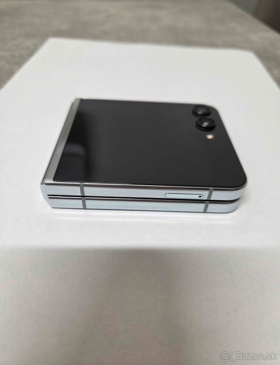 samsung galaxy z flip 5 - 4