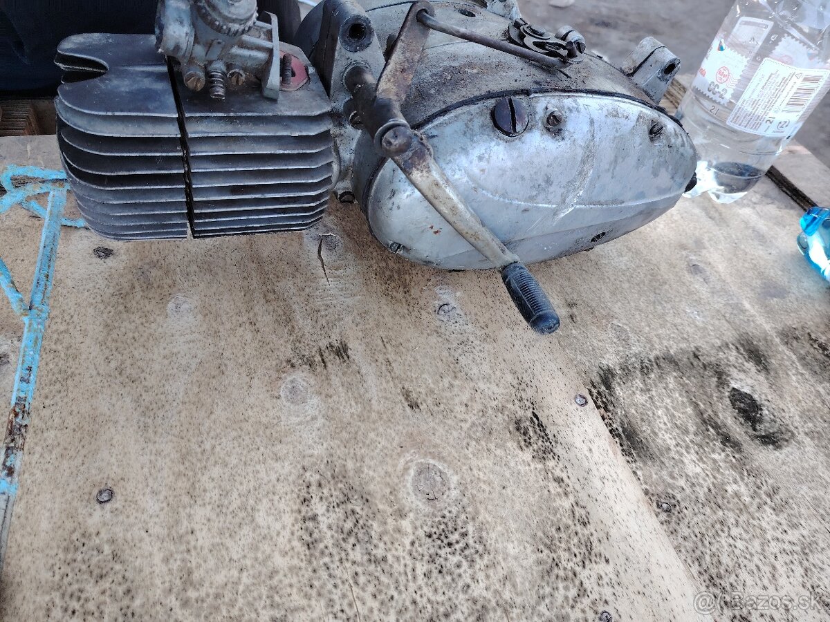 Predám dva krát motor pionier - 4