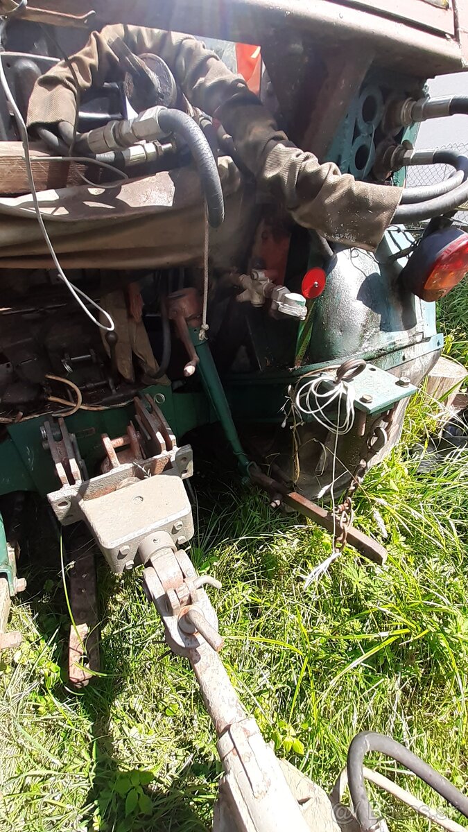 Traktor Zetor super 50 - 4