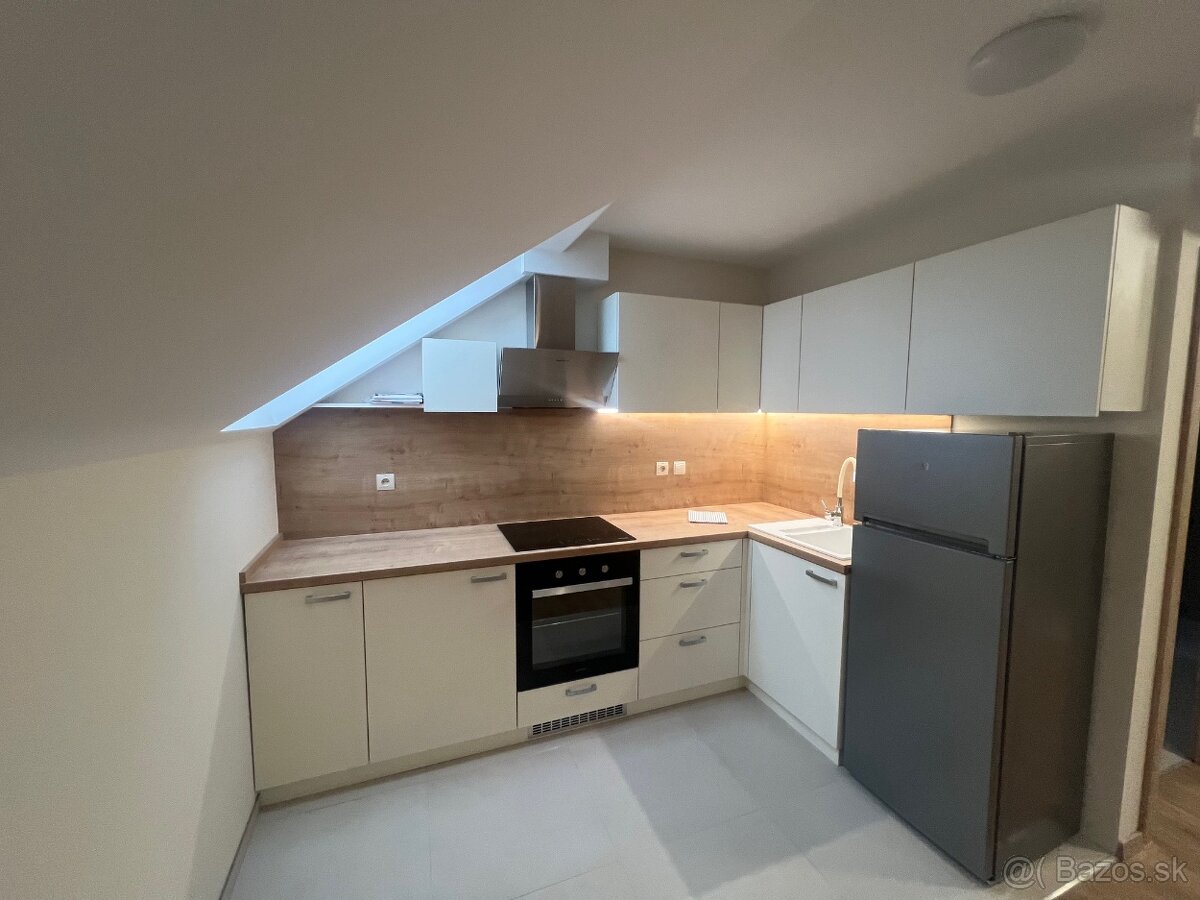 LUXUSNÁ NOVOSTAVBA BYTU V CENTRE - 4