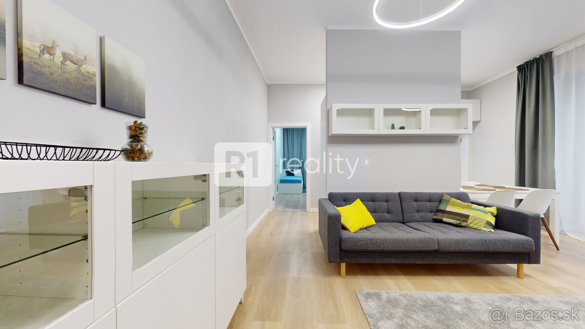 Jedinečný 3 izbový byt 64 m2+ 8 m2 balkóny + parking, Piešťa - 4