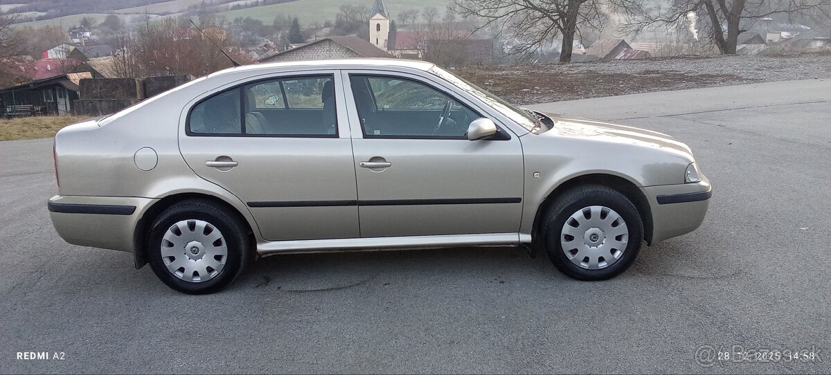 SKODA OCTAVIA TOUR - 4