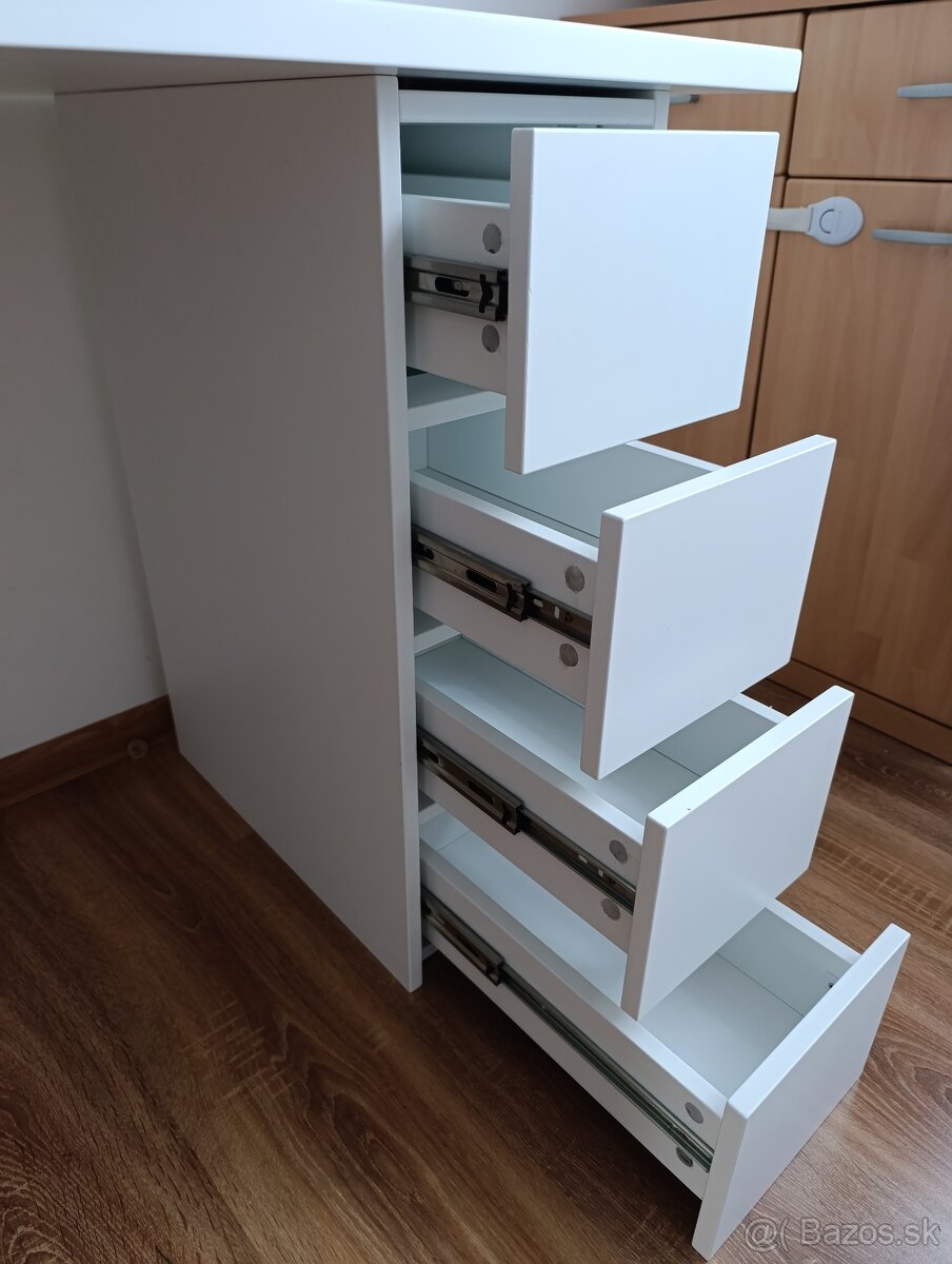 Pracovný/písací stôl - 4