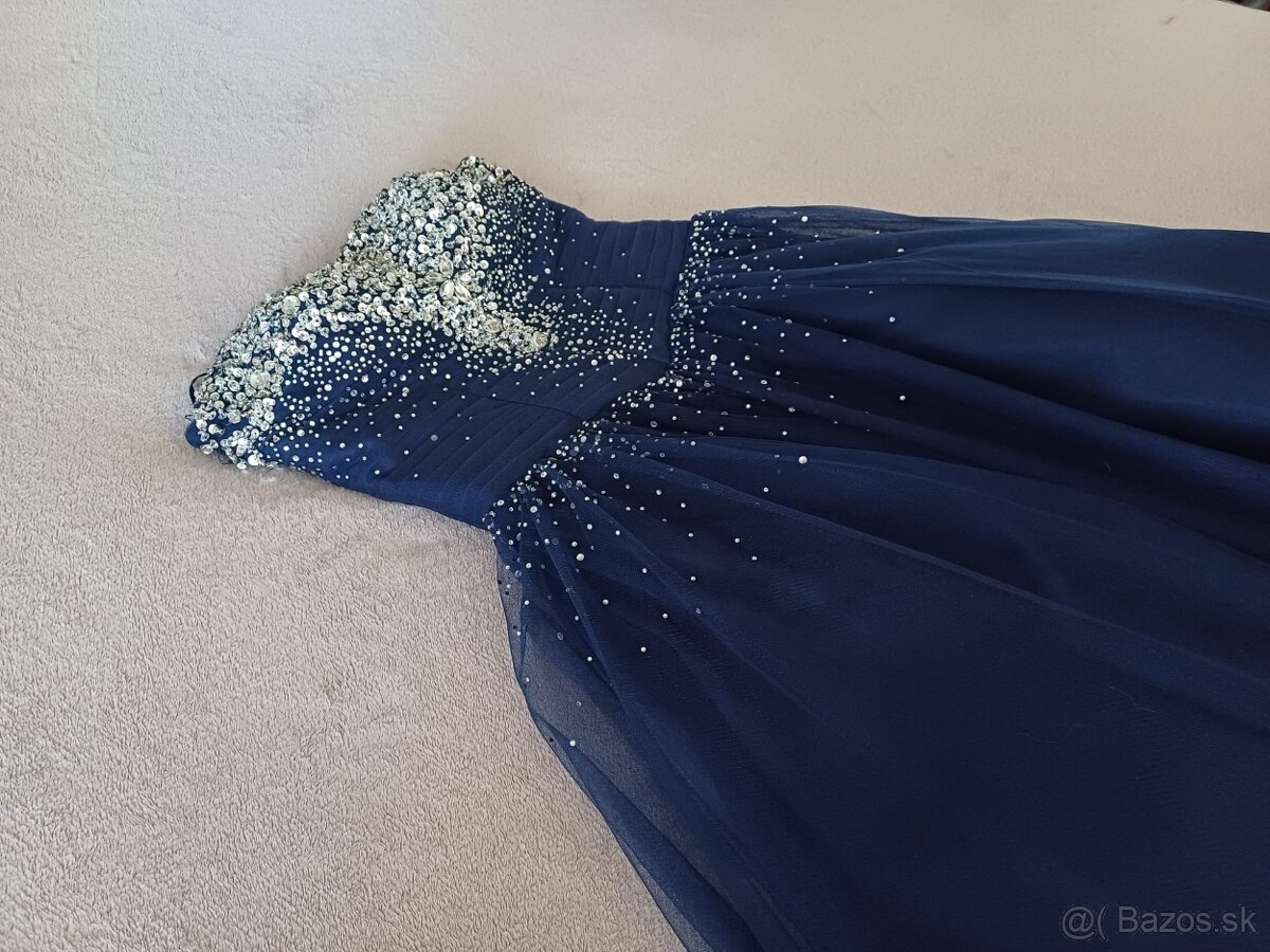 Predáme spoločenské šaty - 4