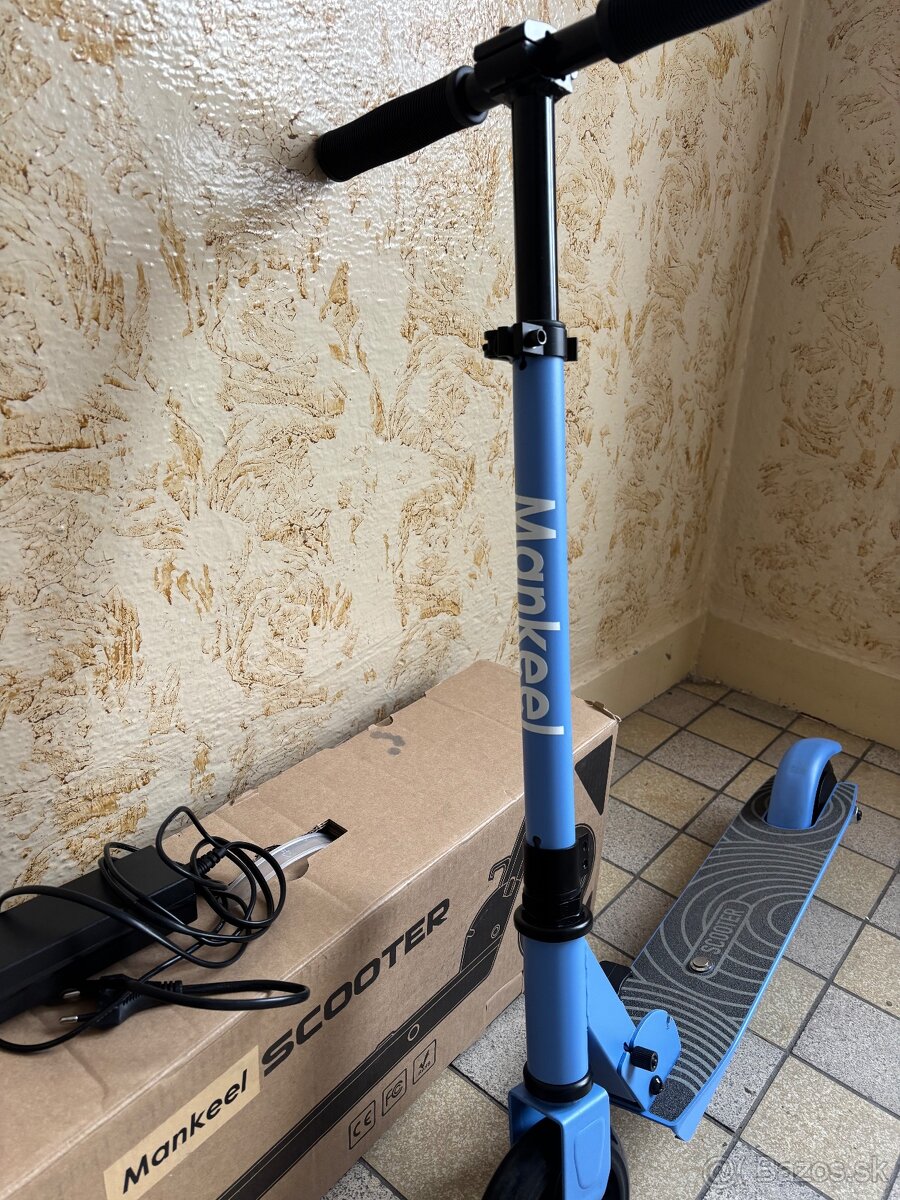 Detská elektricka kolobežka . - 4