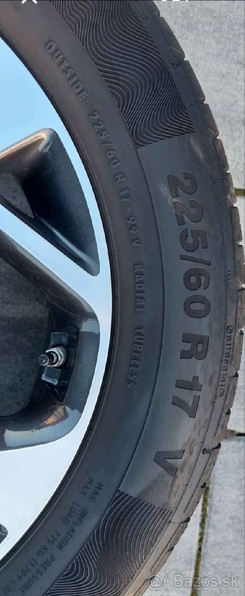 225/60 R17 Hliníkové disky - 4