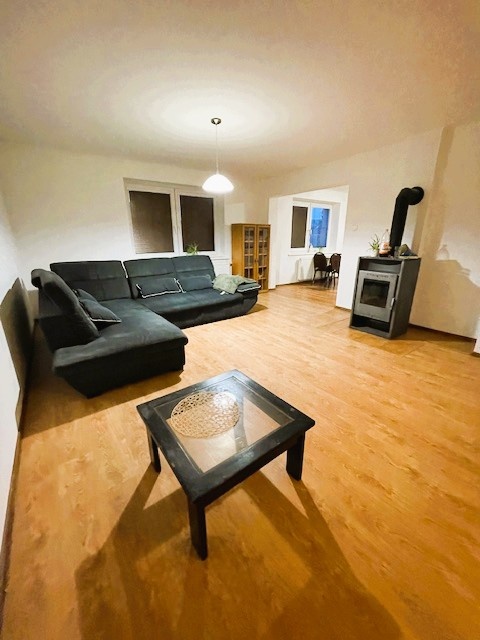 Na prenájom 3. izbový rodinný dom v Lozorne. - 4