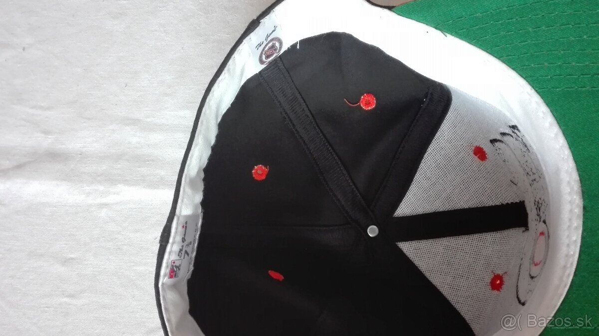 Prodám kšiltovky NHL - 90. léta - 5 ks - 4
