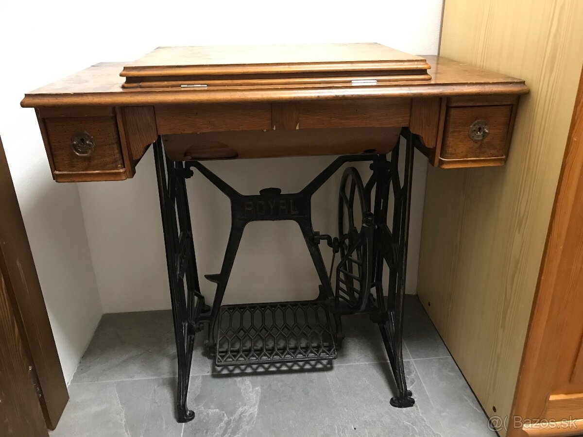 Royal šijaci stroj - 4