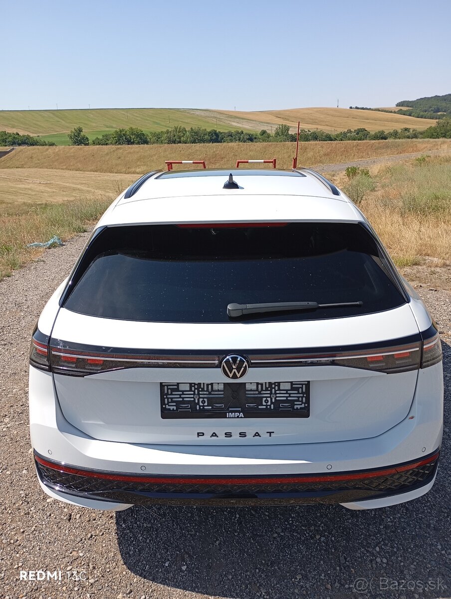 Predám vw passat b9 r-line - 4