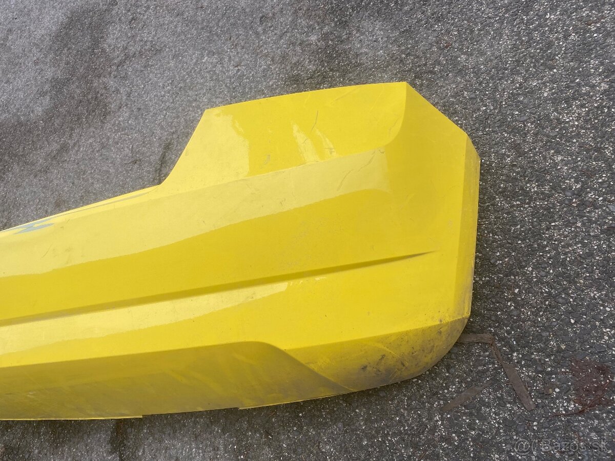 Škoda Fabia 3 zadny naraznik - 4