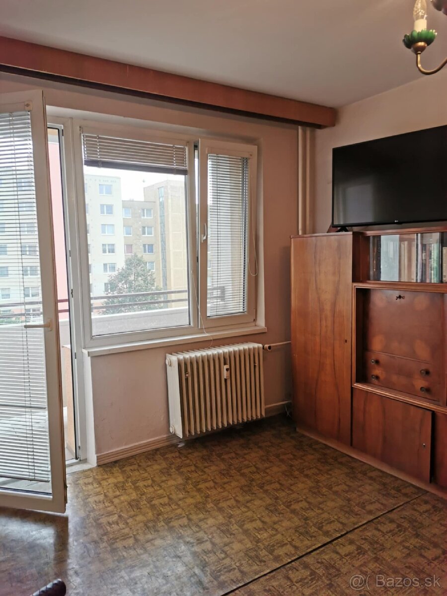 Slnečný 3-izbový byt, 83m2, 2 balkóny, Stred - 4