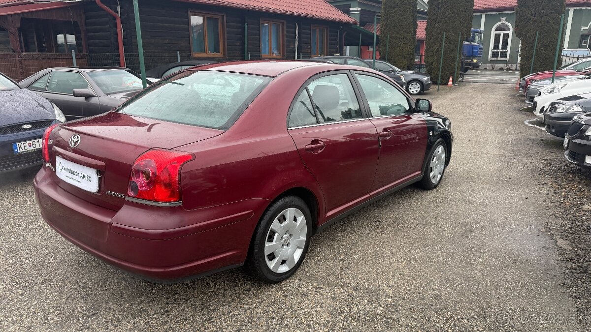 Toyota Avensis 1.6 - 4