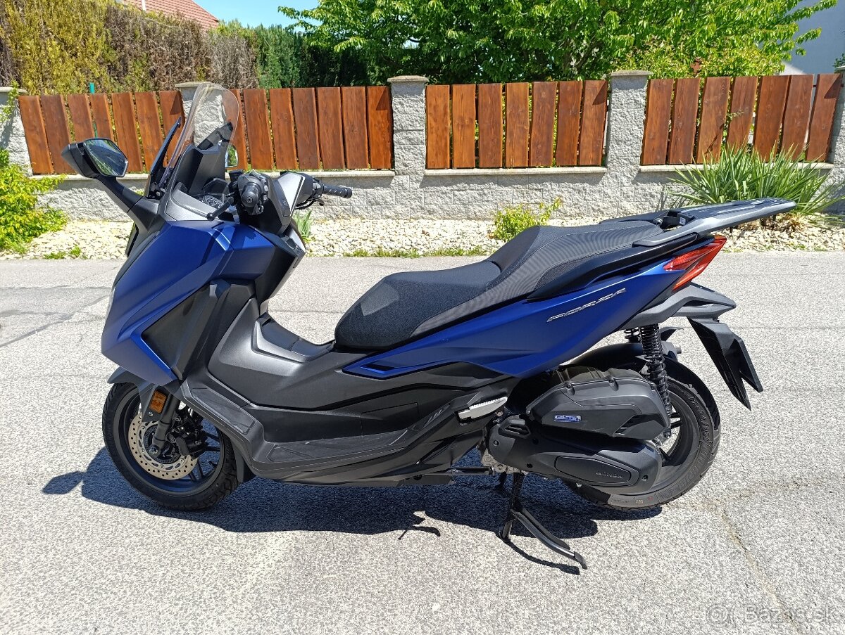 Honda Forza 125 - 4