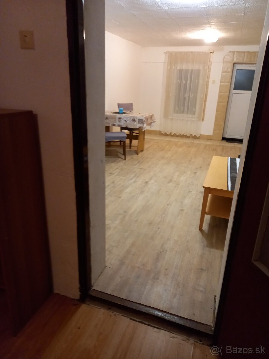 Prenajmem - 4
