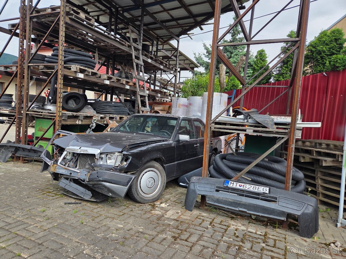 Mercedes 124 - 4