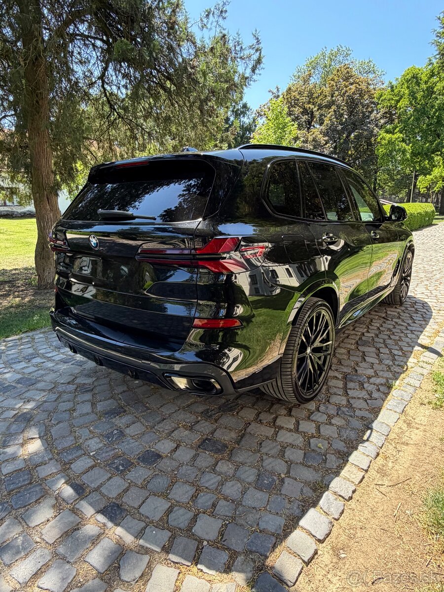 BMW X5 xDrive40d 250kW Vzduch - 4