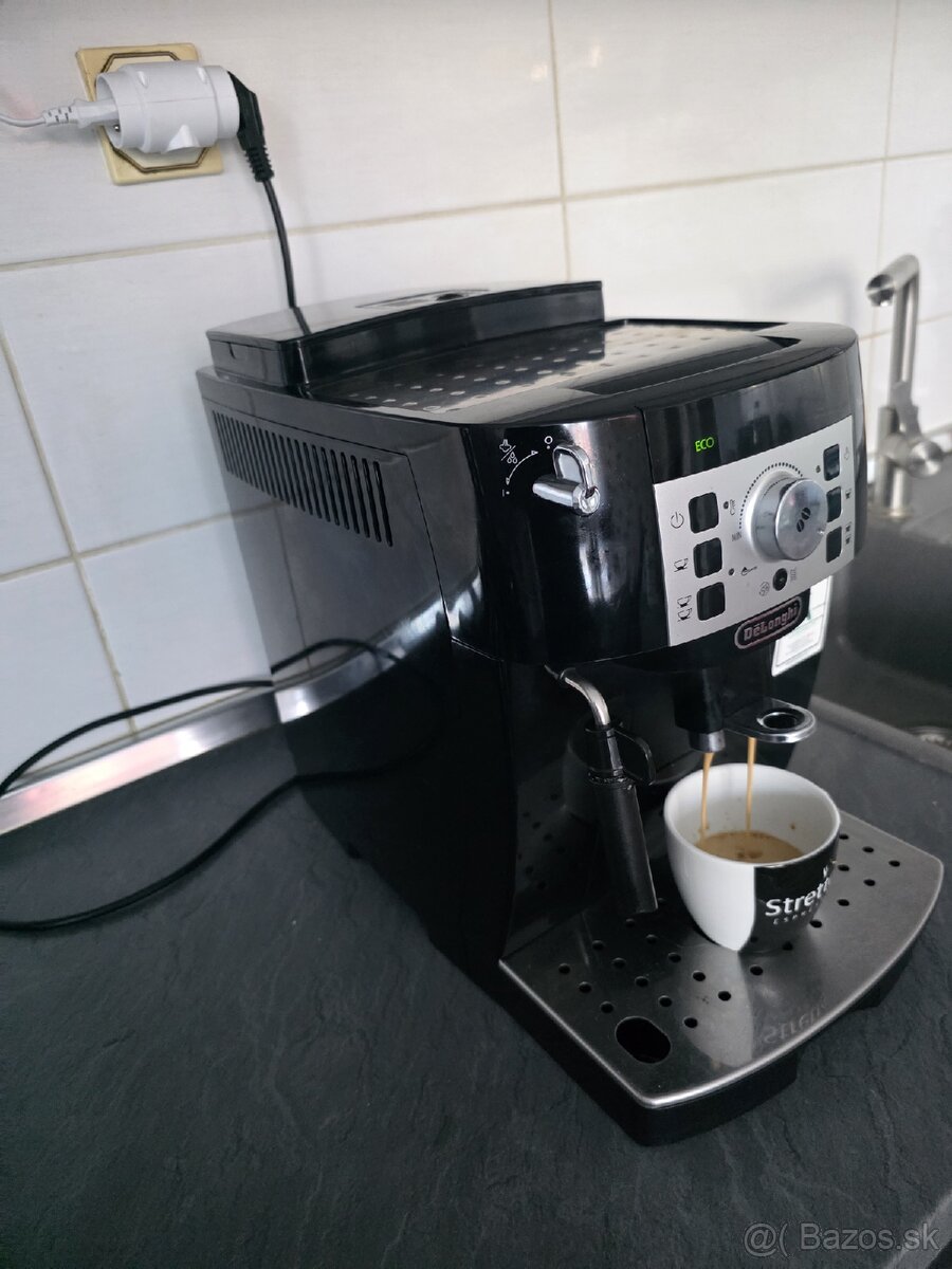 Kavovar Delonghi - 4