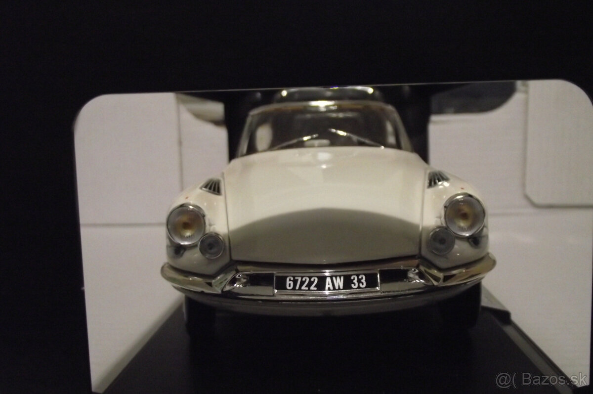 1:18 Citroen DS 19 cabrio - 4