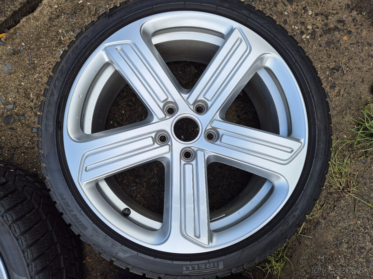 Zimni sada kol Volkswagen Golf gti R18 cadiz - 4