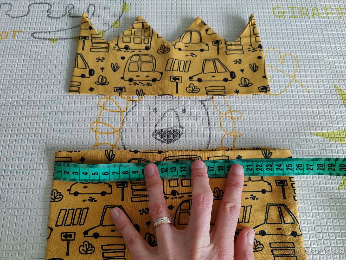 Korunková čelenka s nákrčníkom - 4