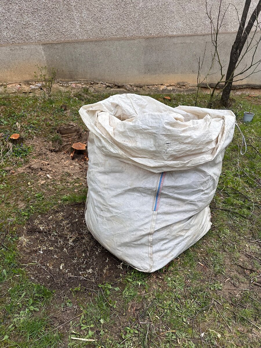 Drevostiepka , štiepené drevo - 4