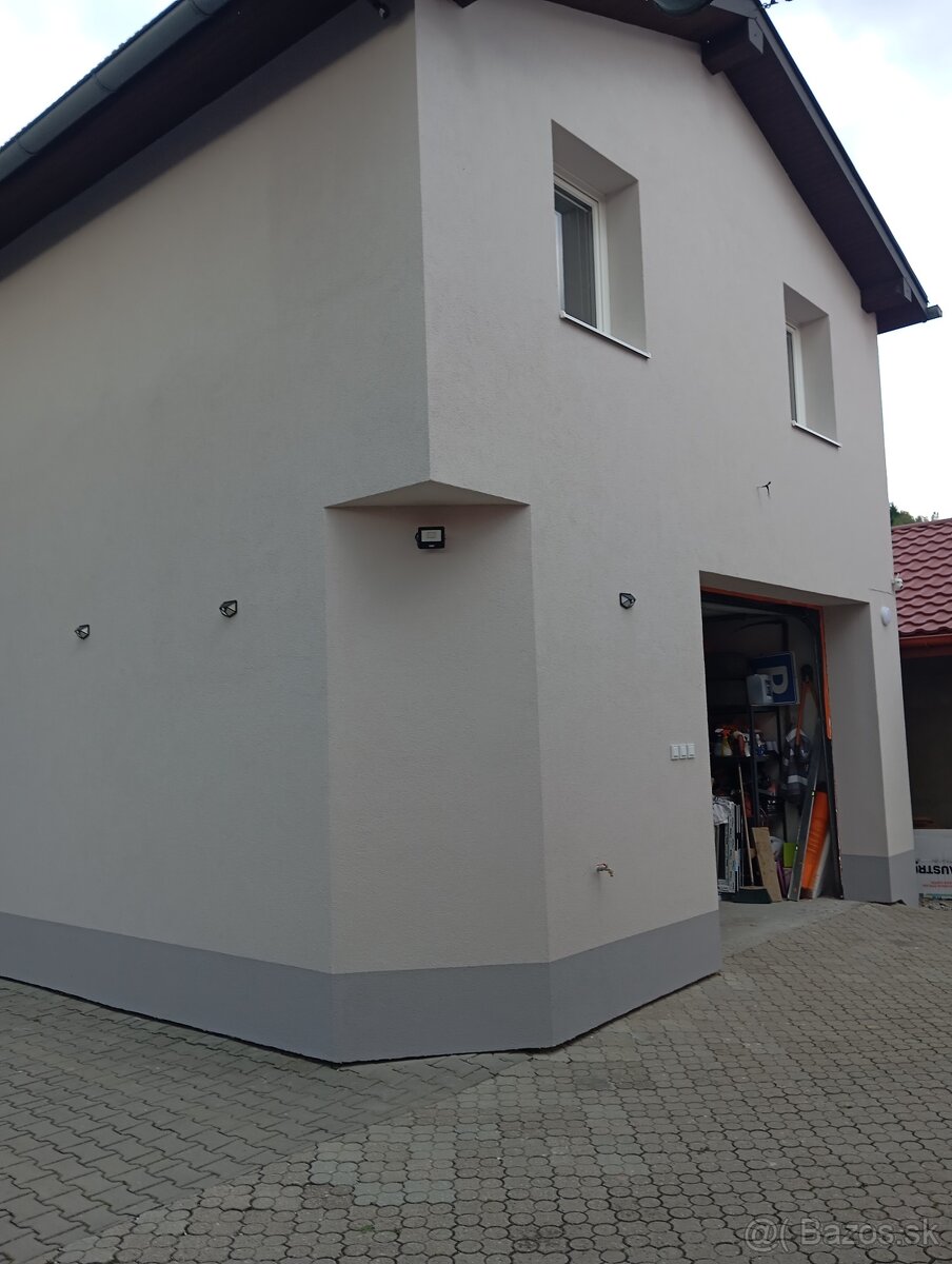 Predam dva objekty slúžiace na ubytovanie - 4